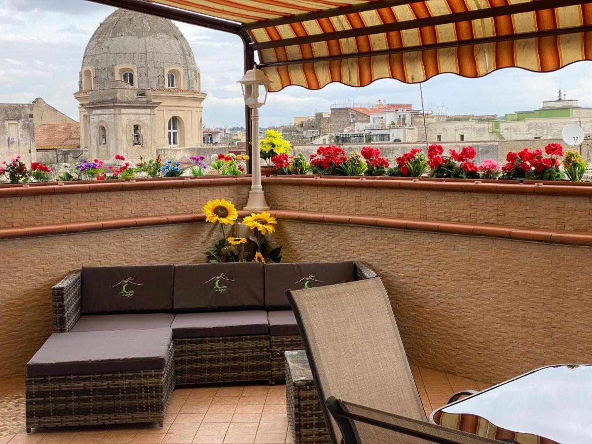 Вилла La Terrazza Nel Centro Неаполь Экстерьер фото